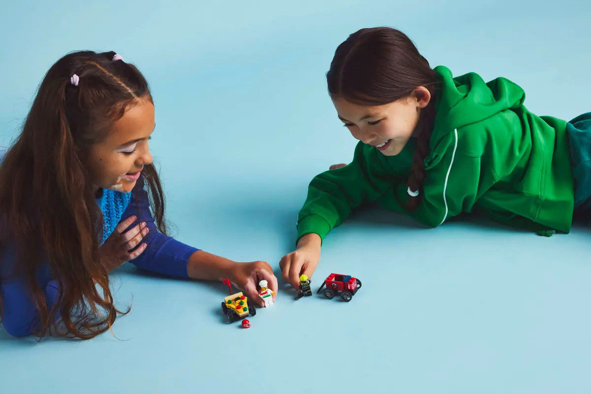 LEGO® City - Pizza vs. Fire Truck Race Car Pack 60458