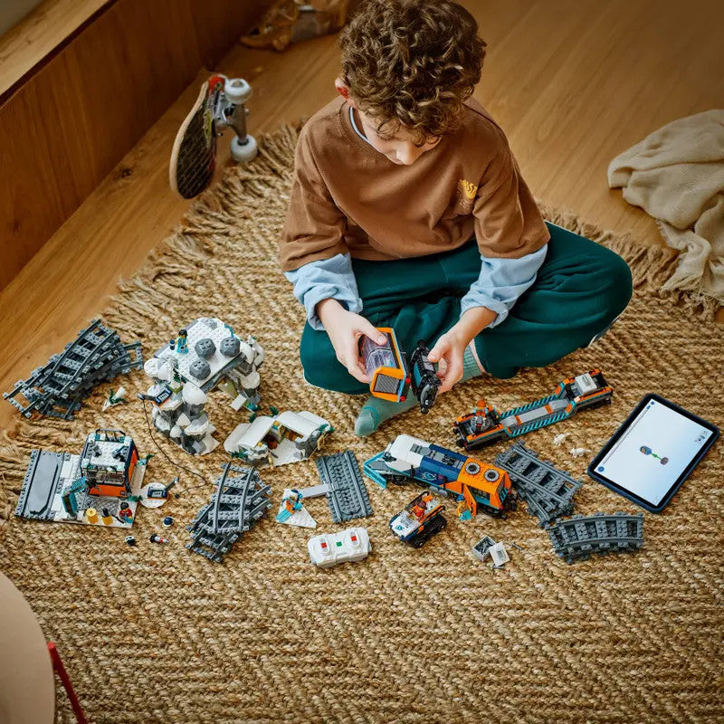 LEGO® City -  Explorers' Arctic Polar Express Train 60470