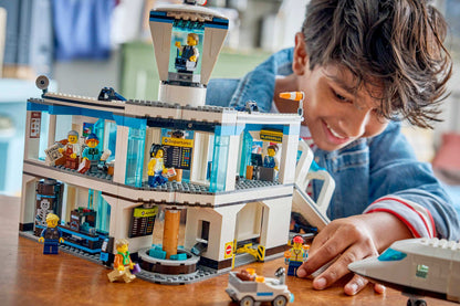 LEGO City - Airport with Airplane 60502