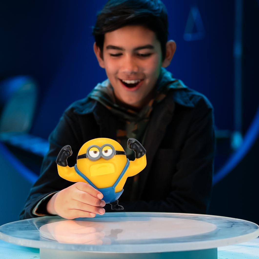 Despicable Me 4 Stretchy Hero - Mega Minion Dave