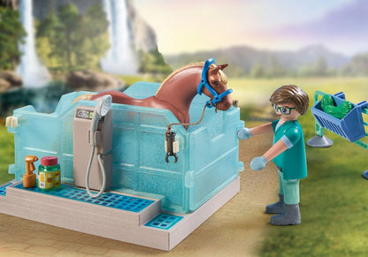 Playmobil - Horses of Waterfall - Riding Therapy and Veterinary Practice 71352