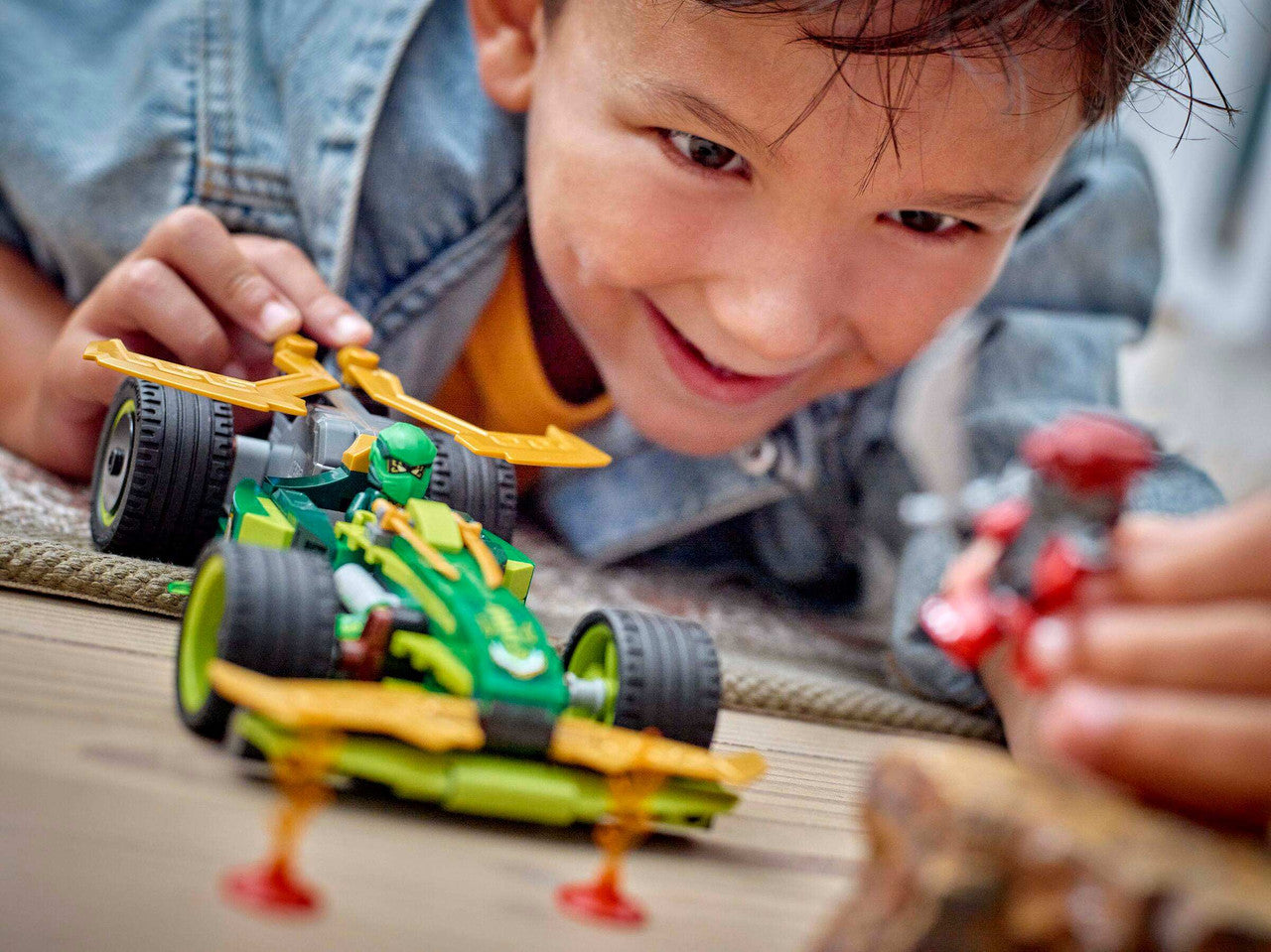 LEGO® Ninjago® - Lloyd's Pull-Back Race Car 71828