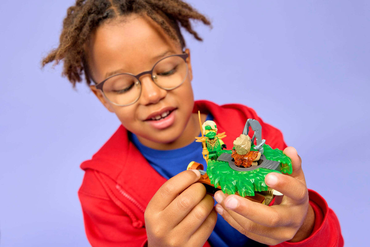 LEGO® Ninjago® - Lloyd vs. Earth Monster Spinner 71850