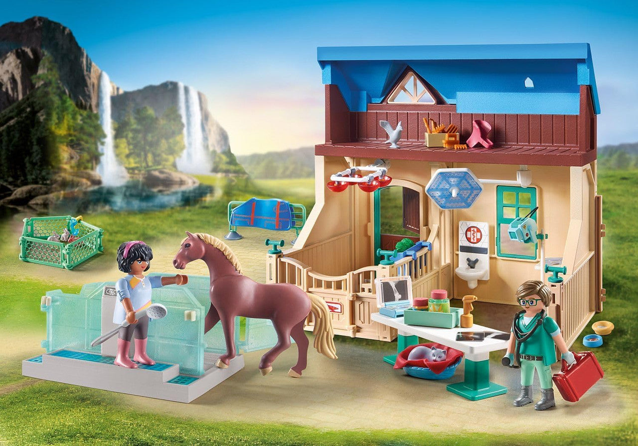 Playmobil - Horses of Waterfall - Riding Therapy and Veterinary Practice 71352