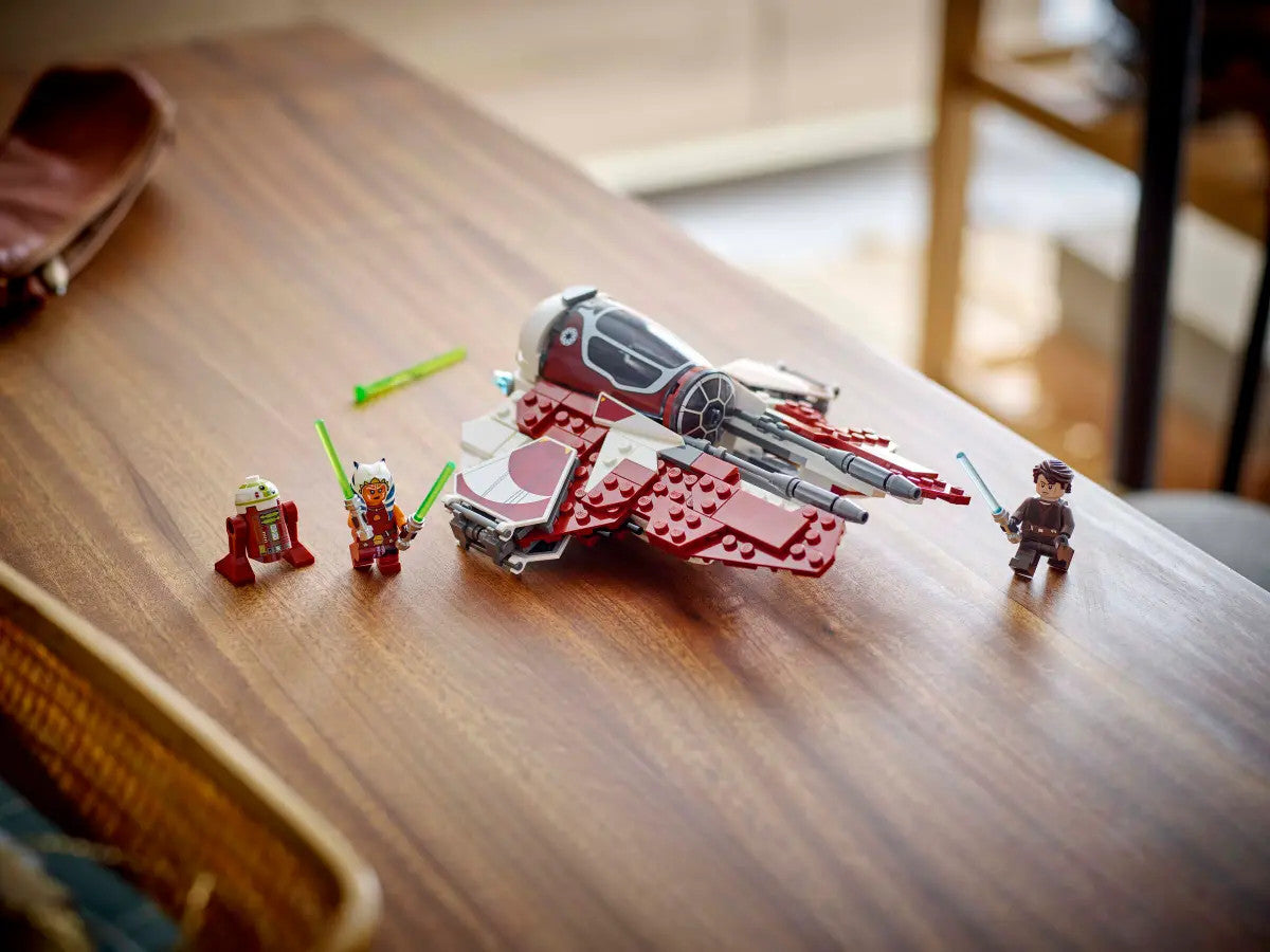 LEGO® Star Wars™ - Ahsoka's Jedi Interceptor™  75401 **Minor Box Damage in Corner**