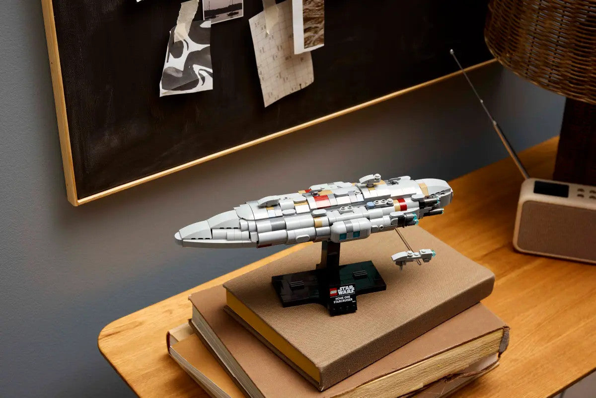 LEGO® Star Wars™ - Home One Starcruiser 75405