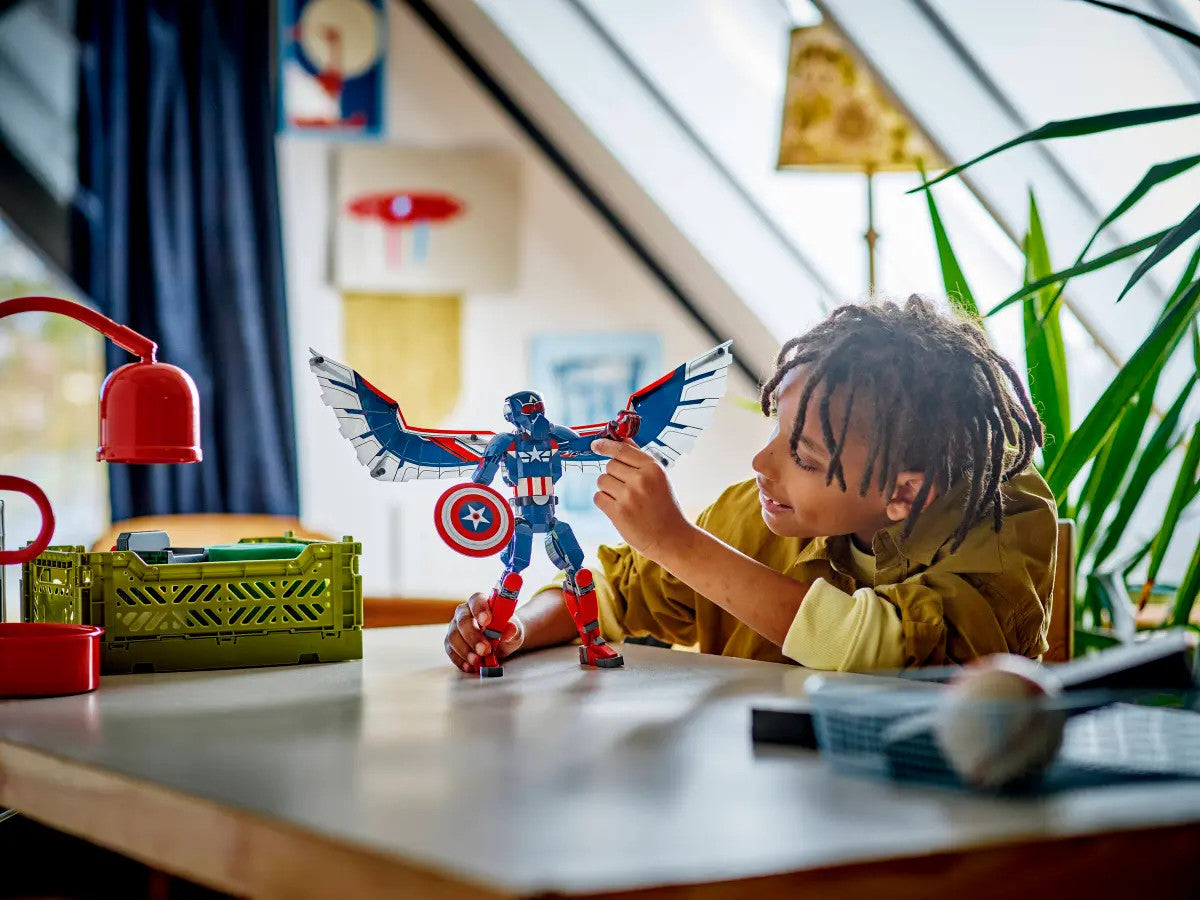 LEGO® Marvel - New Captain America Construction Figure 76296