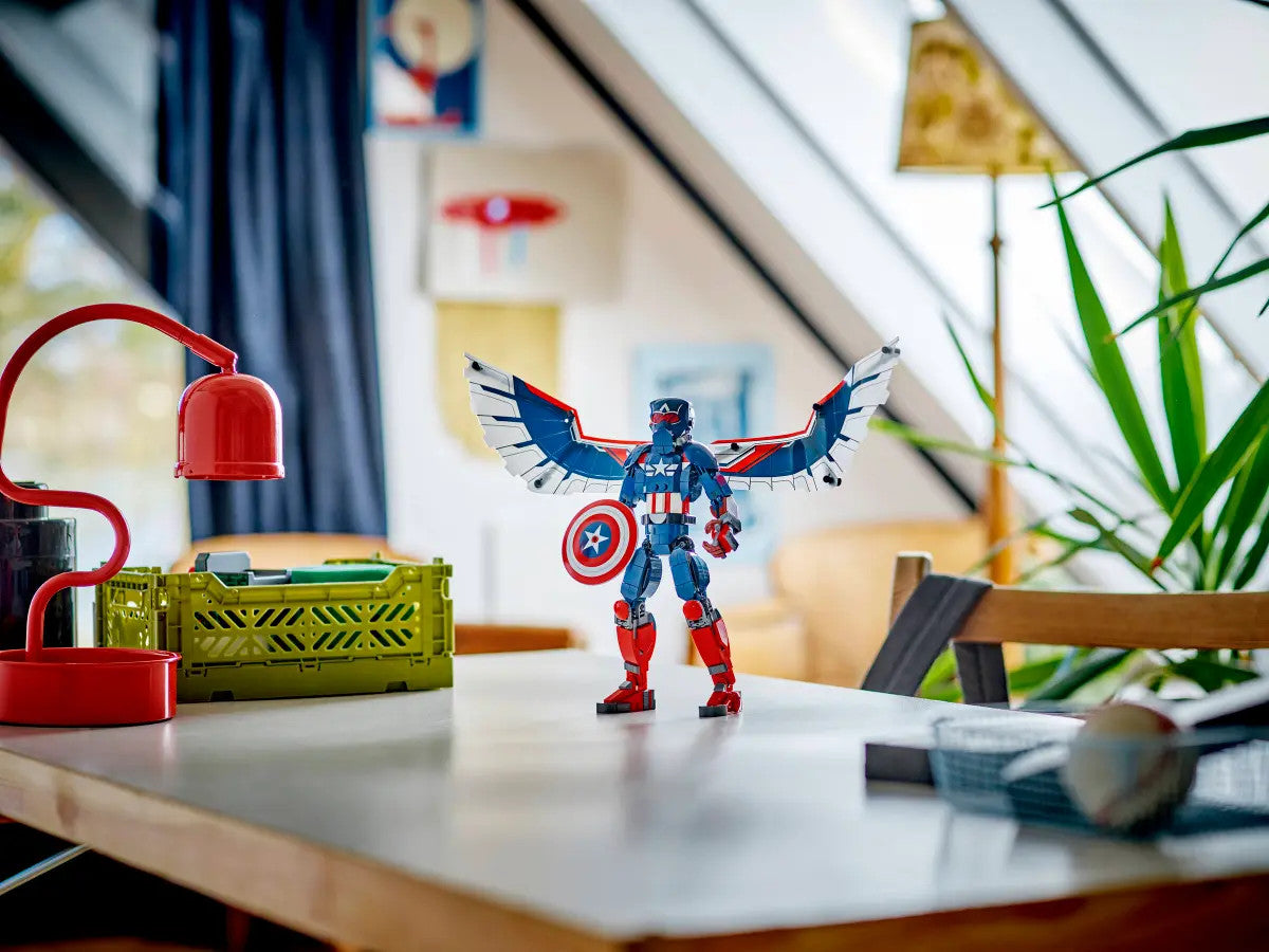 LEGO® Marvel - New Captain America Construction Figure 76296