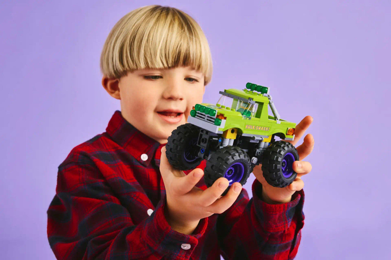 LEGO® Marvel -  The Hulk Truck vs. Thanos 76312