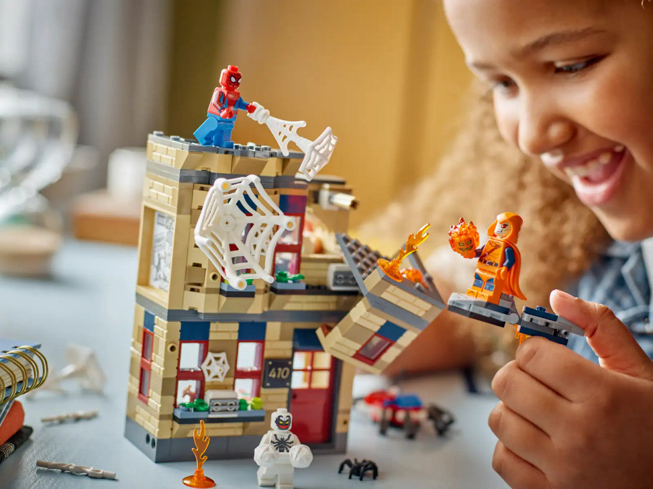 LEGO® Marvel - Peter Parker’s Apartment 76317