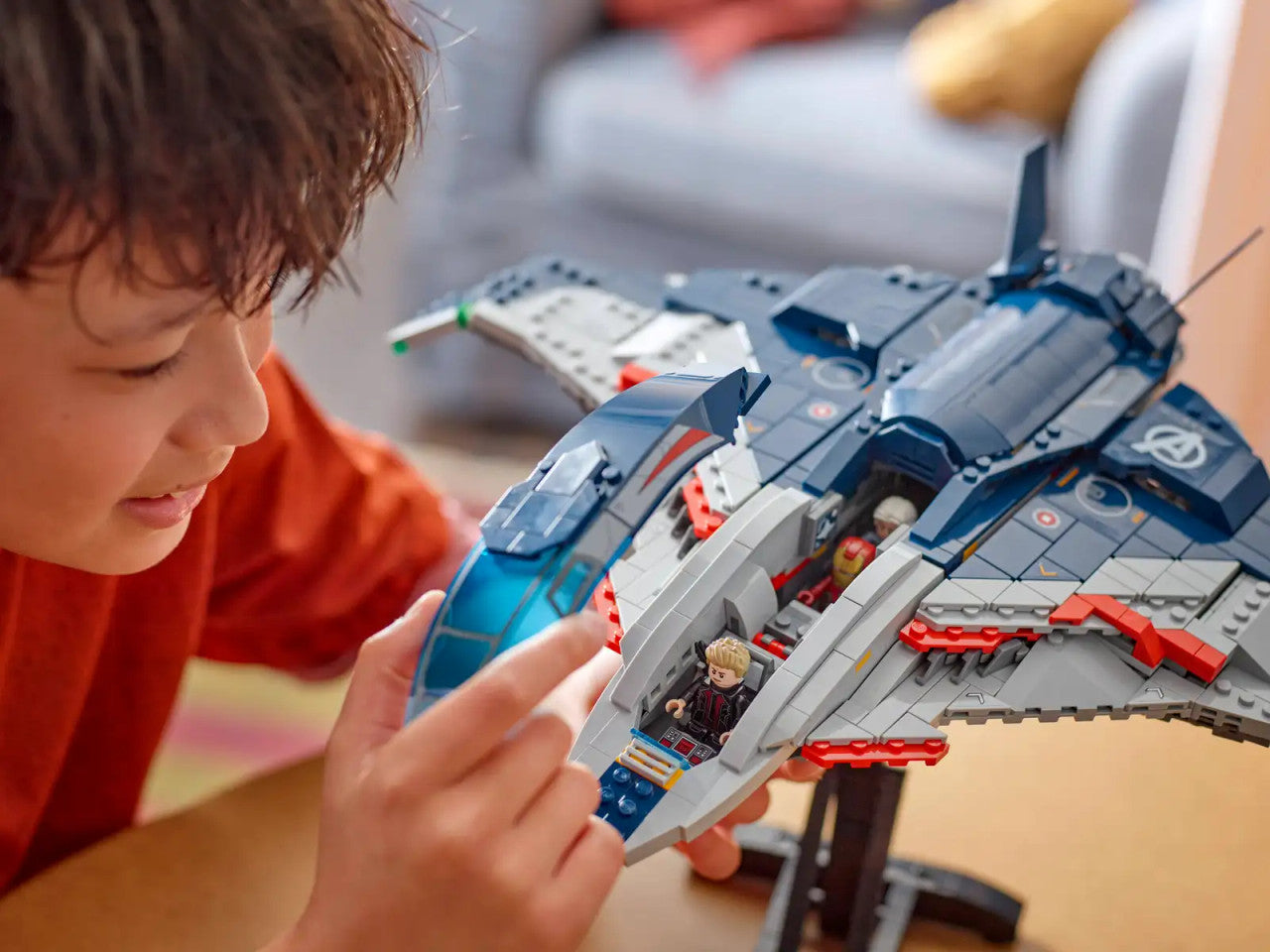LEGO® Marvel - Avengers: Age of Ultron Quinjet 76325