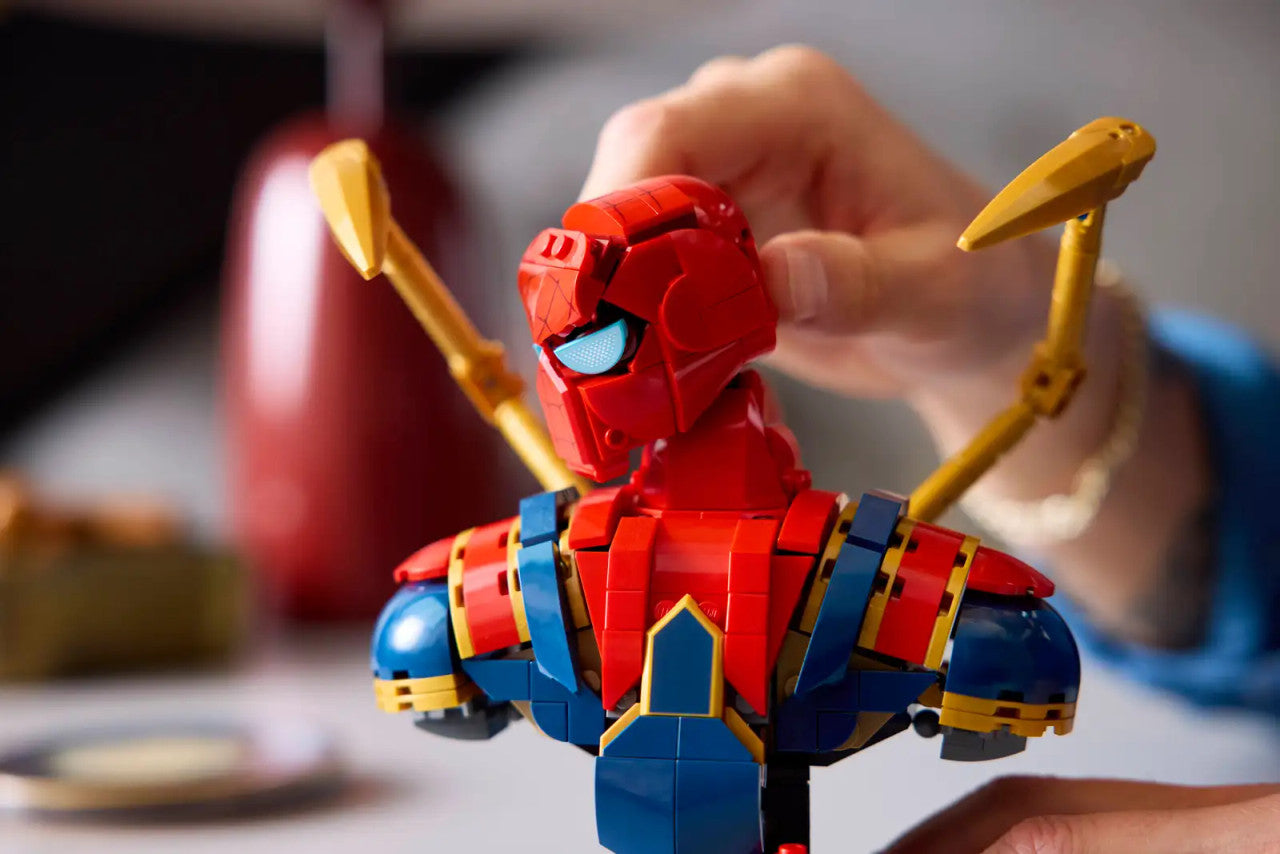LEGO® Marvel - Iron Spider-Man Bust 76326