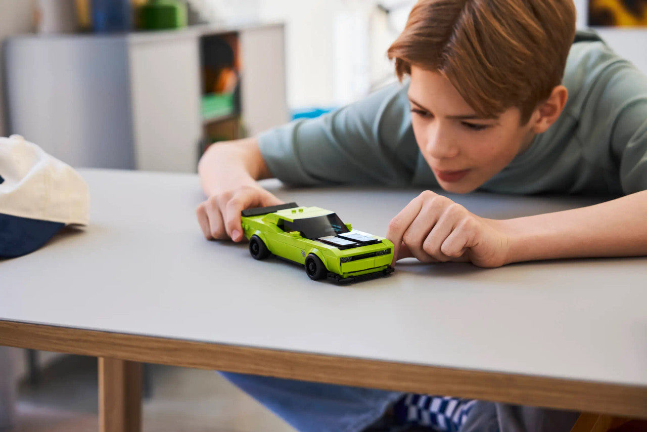 LEGO® Speed Champions - Dodge Challenger SRT Hellcat Sports Car 77237