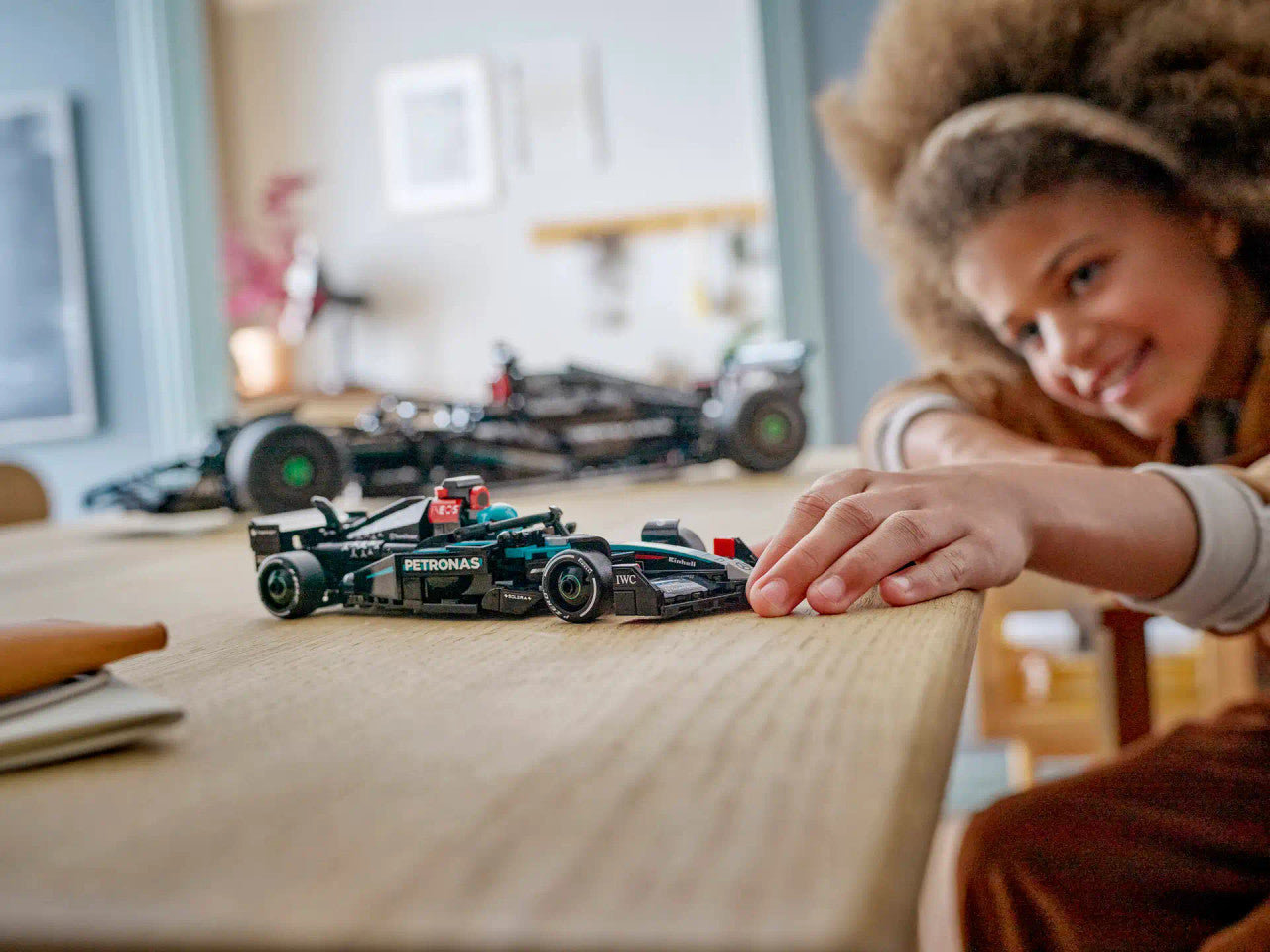LEGO® Speed Champions - Mercedes-AMG F1® W15 Race Car 77244