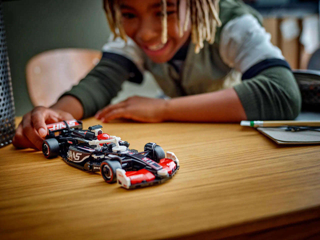 LEGO® Speed Champions -   MoneyGram Haas F1® Team VF-24 Race Car 77250