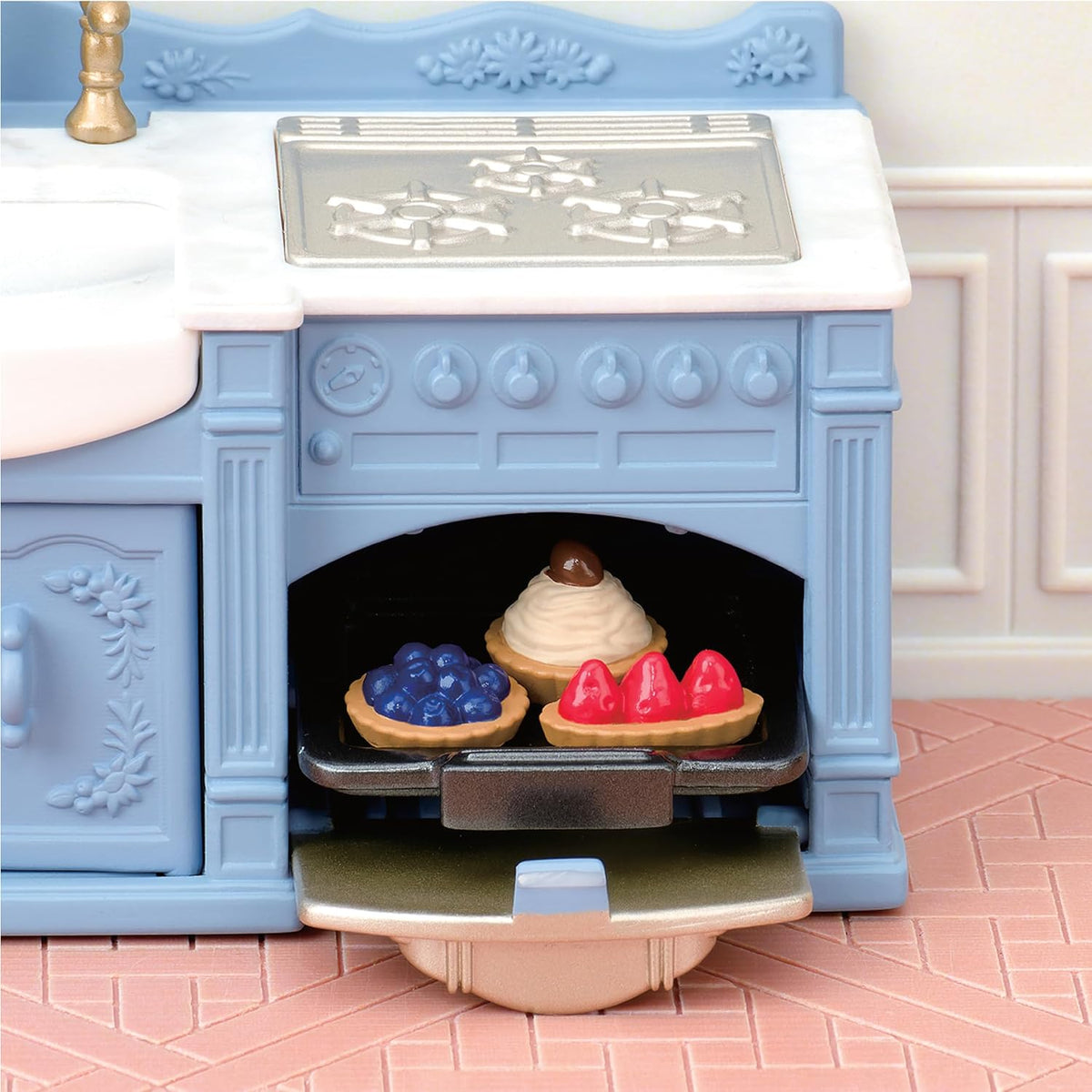 Sylvanian Families - Red Roof Riverside Manor Elegant Dining Room 5867