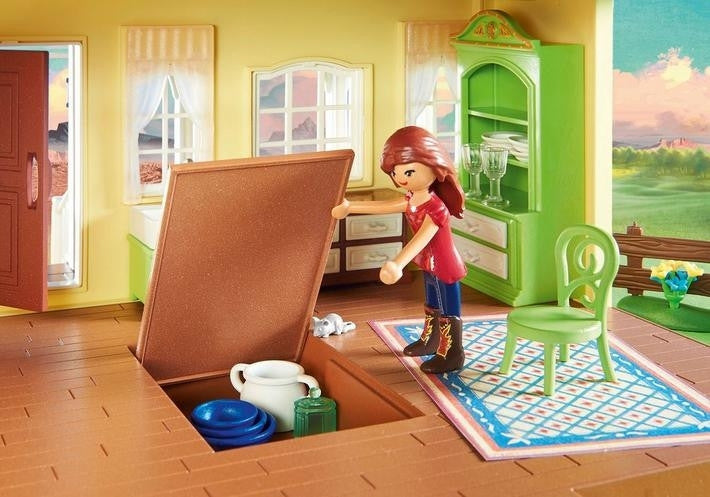 Playmobil Spirit - Lucky's Happy Home 9475 **Slight Box Damage**