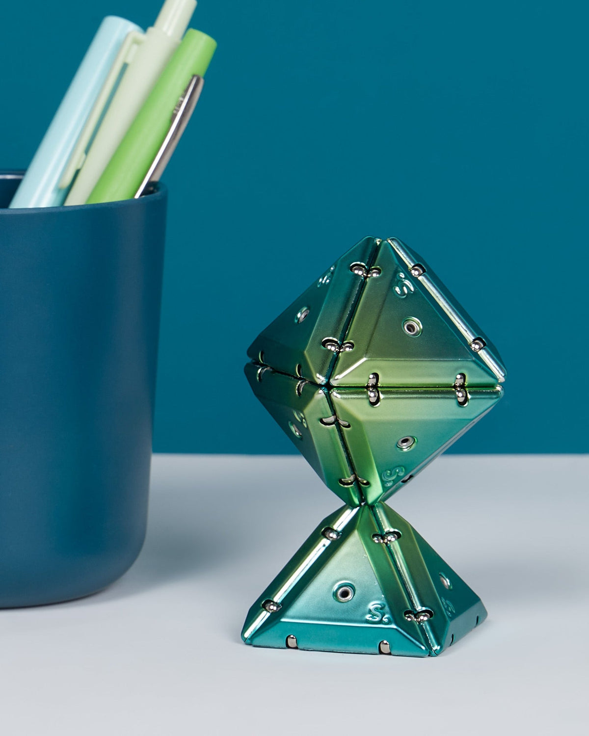 Speks Chrome Pyramid Geode - Gamma