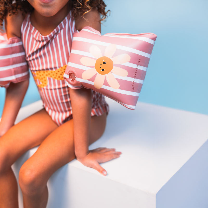 Swim Essentials - Swim Arm Bands - Daisy Flower, 2-6 years