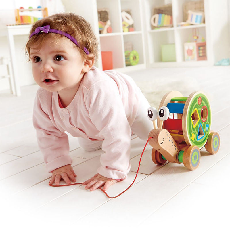 Hape - Walk-A-Long Snail