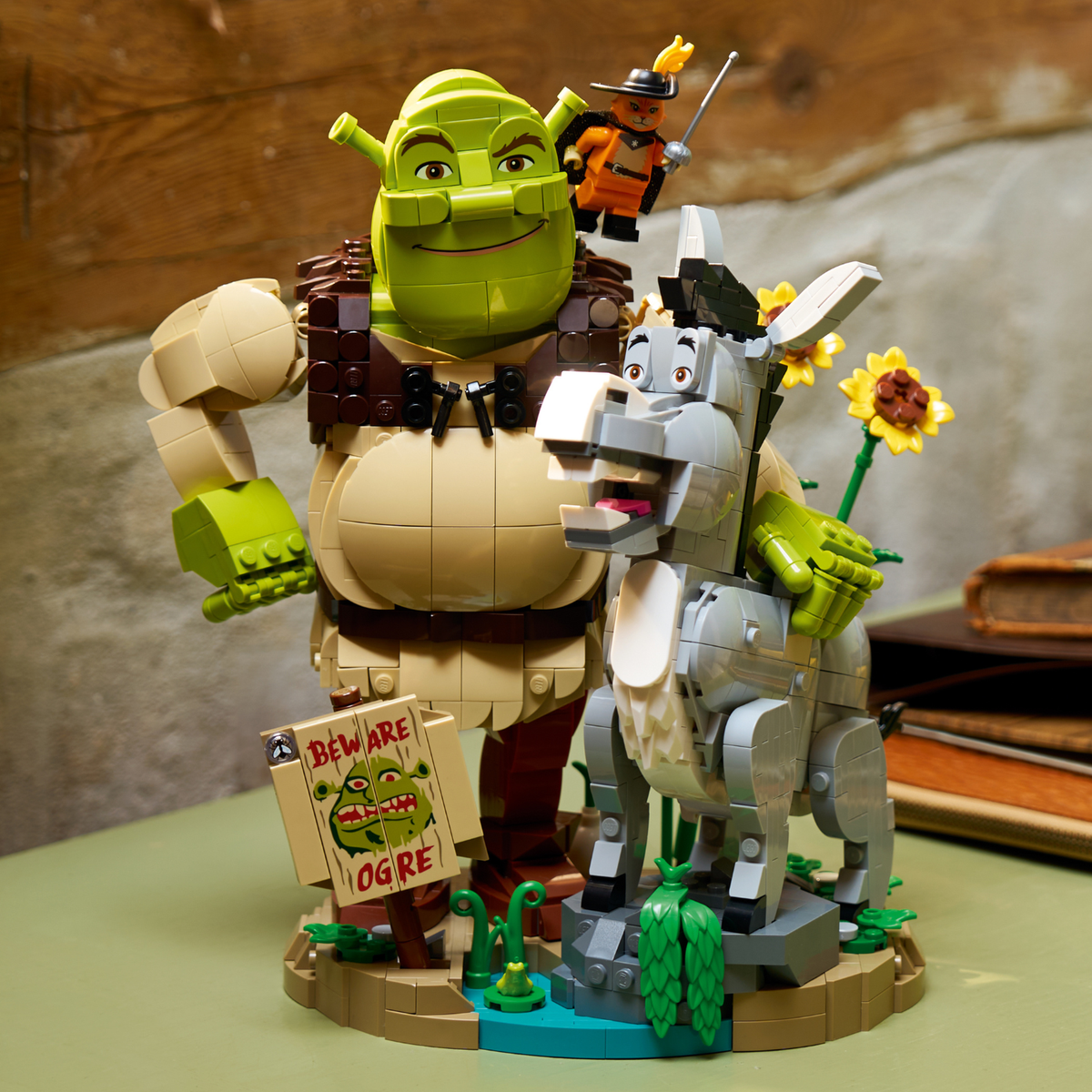 LEGO® Shrek - Shrek, Donkey & Puss in Boots 72423