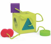 Fat Brain Toys - Oombee Shape Sorting Cube