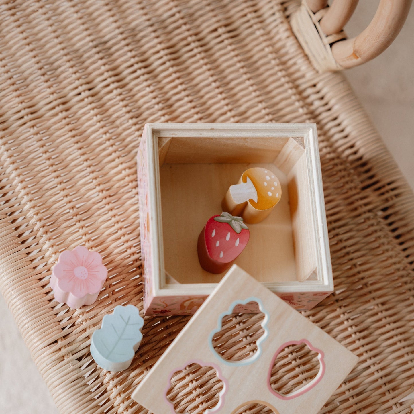 Little Dutch - Fairy Garden Shape Sorter