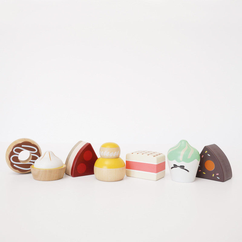 Le Toy Van - Honeybake - Three Tier Patisserie Cake Stand