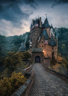 Ravensburger 1000pc - Eltz Castle Puzzle