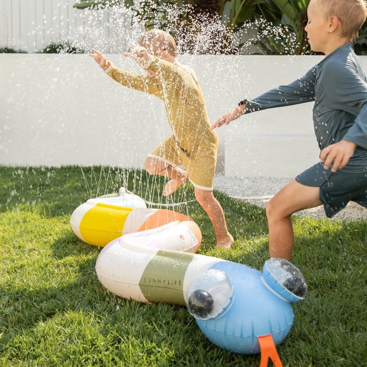 Sunnylife - Inflatable Snake Sprinkler - Into the Wild