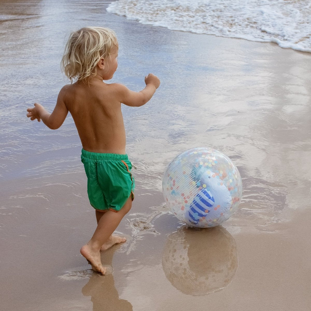 Sunnylife - 3D Inflatable Beach Ball - Sammy the Seagull