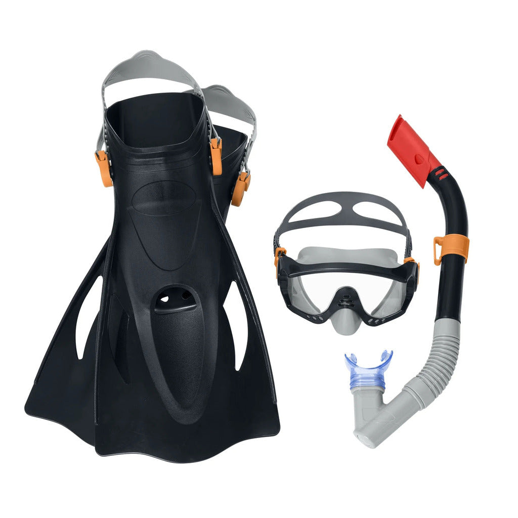 Close-up of the soft silicone sealing skirt on the Bestway adult snorkelling mask, for ages 14 and up