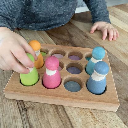 Grimm’s Pastel Sorting Board