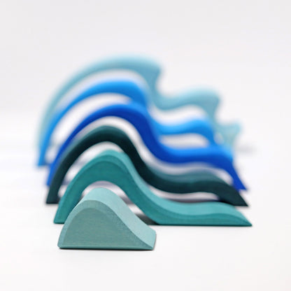 Grimm’s Water Waves