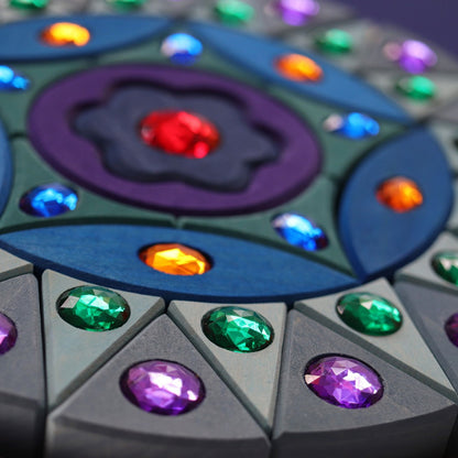 Grimm’s Small Sparkling Mandala