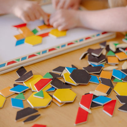 Melissa & Doug - Wooden Magnetic Pattern Block Set