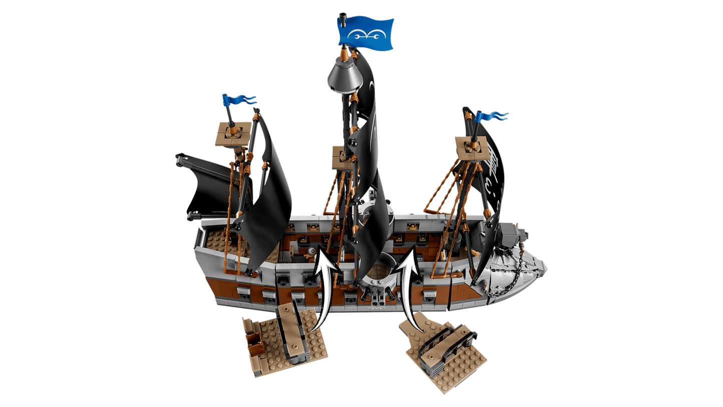 LEGO® One Piece - Garp's Marine Battleship 75646