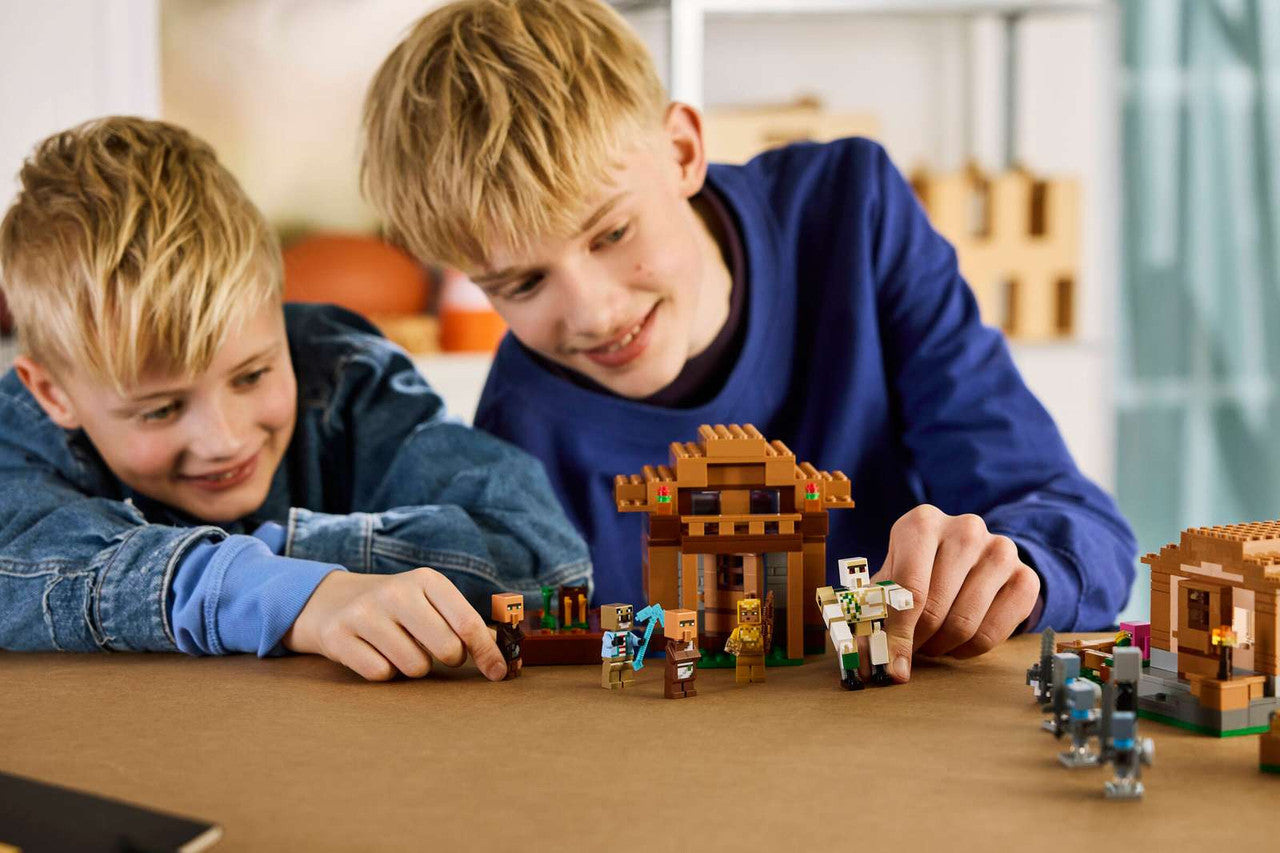 LEGO® Minecraft®- Evoker Village Attack 21596