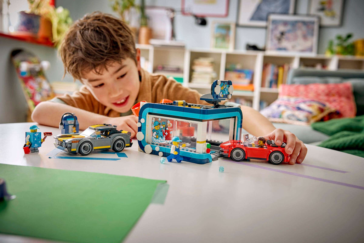 LEGO® City Drive-Through Car Wash 60497