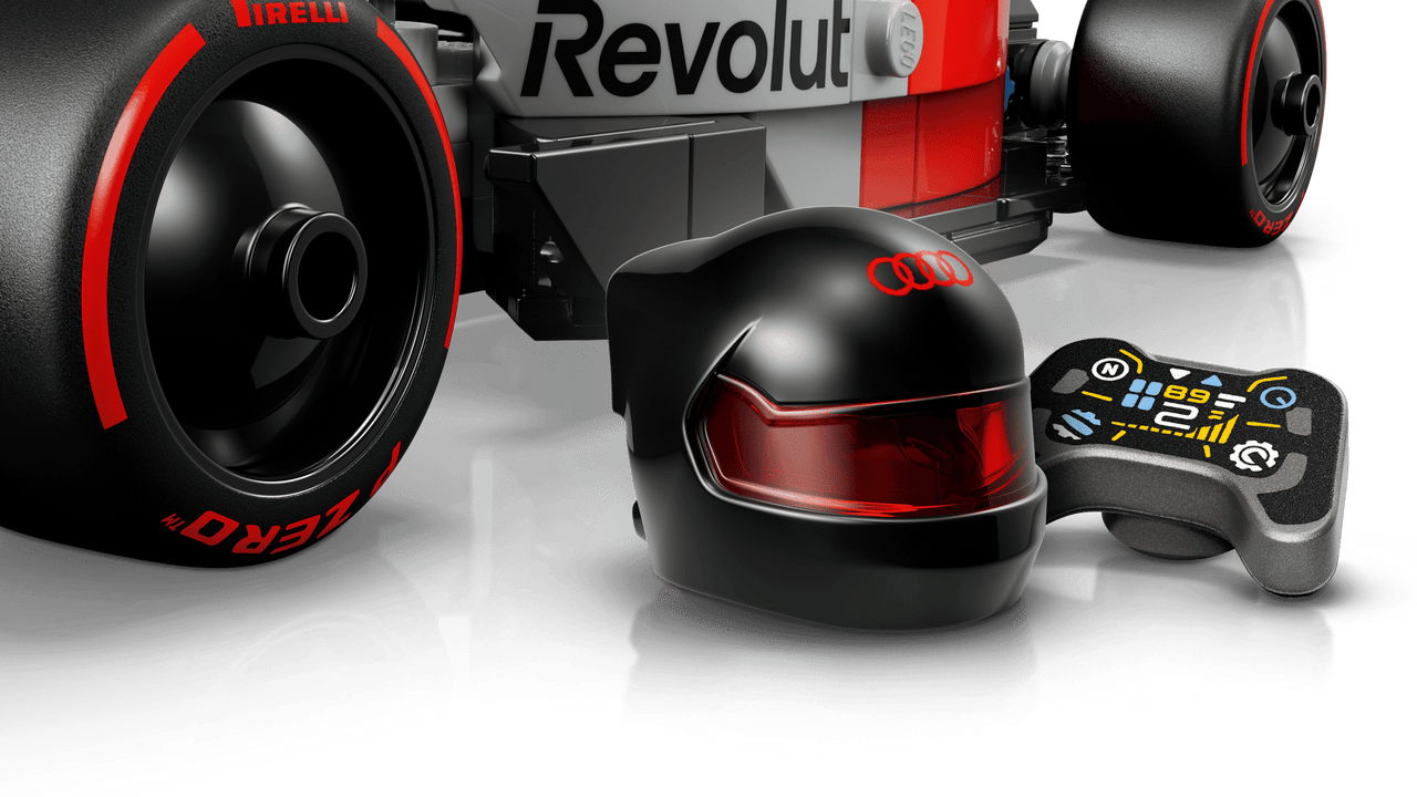 LEGO® Speed Champions - Audi Revolut F1® Team R26 Race Car 77259