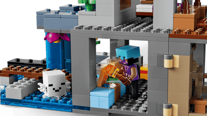 LEGO® Minecraft®- Ghast Station 21597