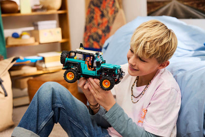 LEGO®Technic™ - Jeep® Wrangler Rubicon SUV 42227