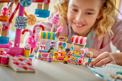 LEGO® Friends - Candy & Cupcake Ferris Wheel 42700