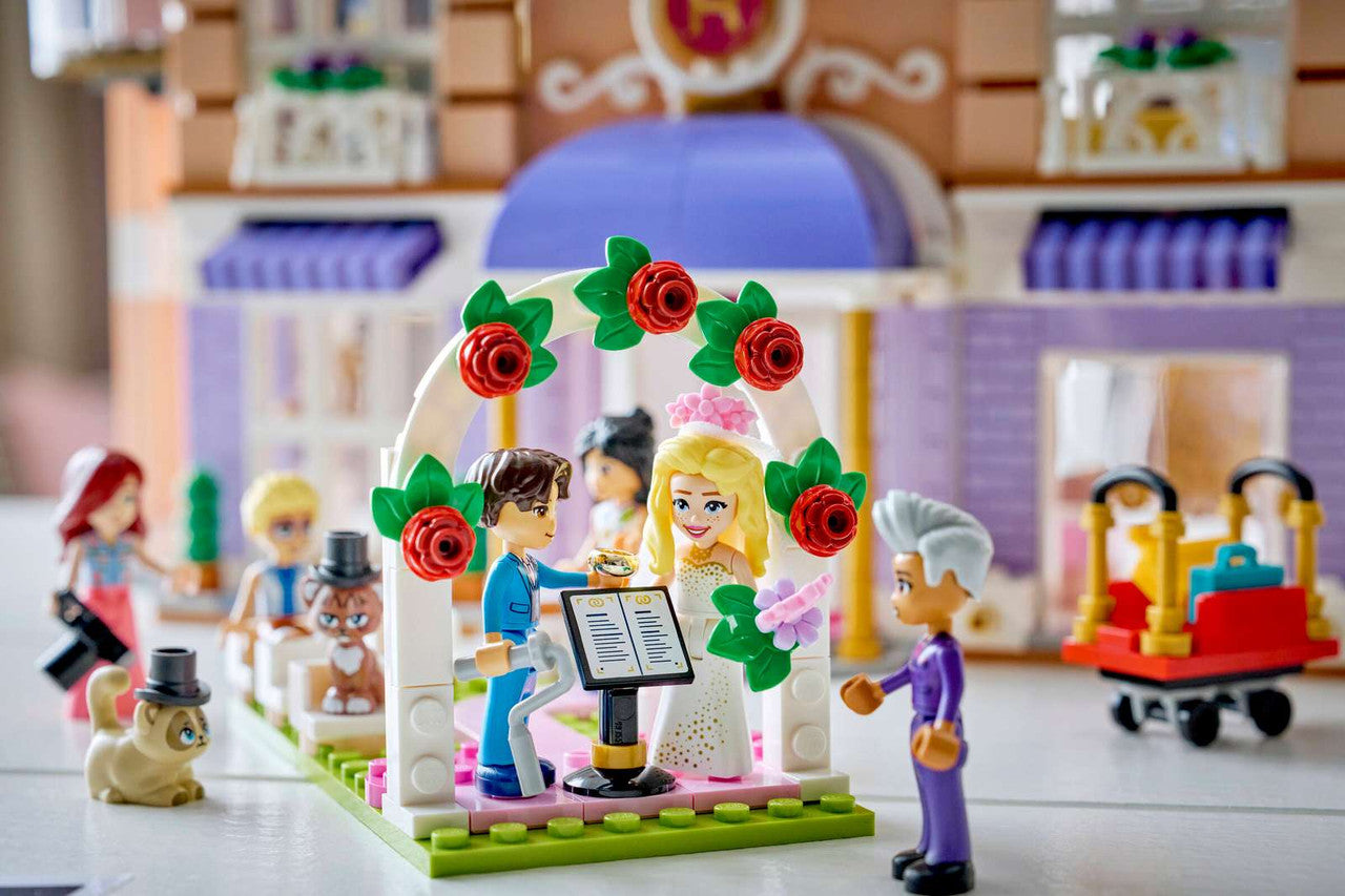 LEGO® Friends - Heartlake City Grand Hotel 42704
