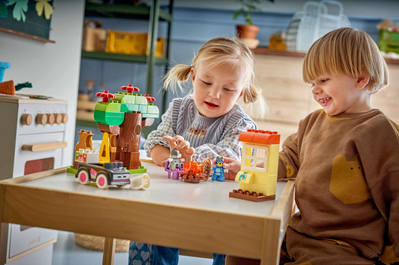 LEGO® DUPLO® Bluey - Pizza Girls with Muffin and Bluey 10469