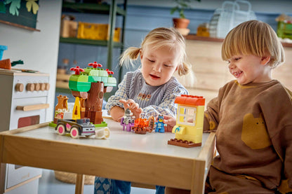 LEGO® DUPLO® Bluey - Pizza Girls with Muffin and Bluey 10469
