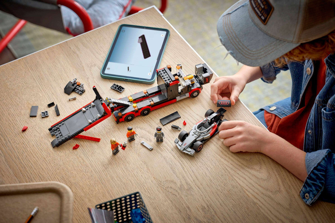 LEGO® City - F1® Display Truck with Audi F1® Race Car 60493