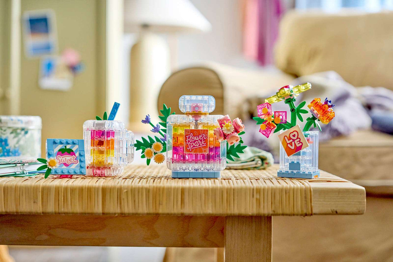 LEGO® Creator 3 in 1 - Floral Decor Perfume Bottle 31383