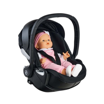Close-up of the click buckles on the Corolle x Cybex doll carrier, good fastening practice for kids