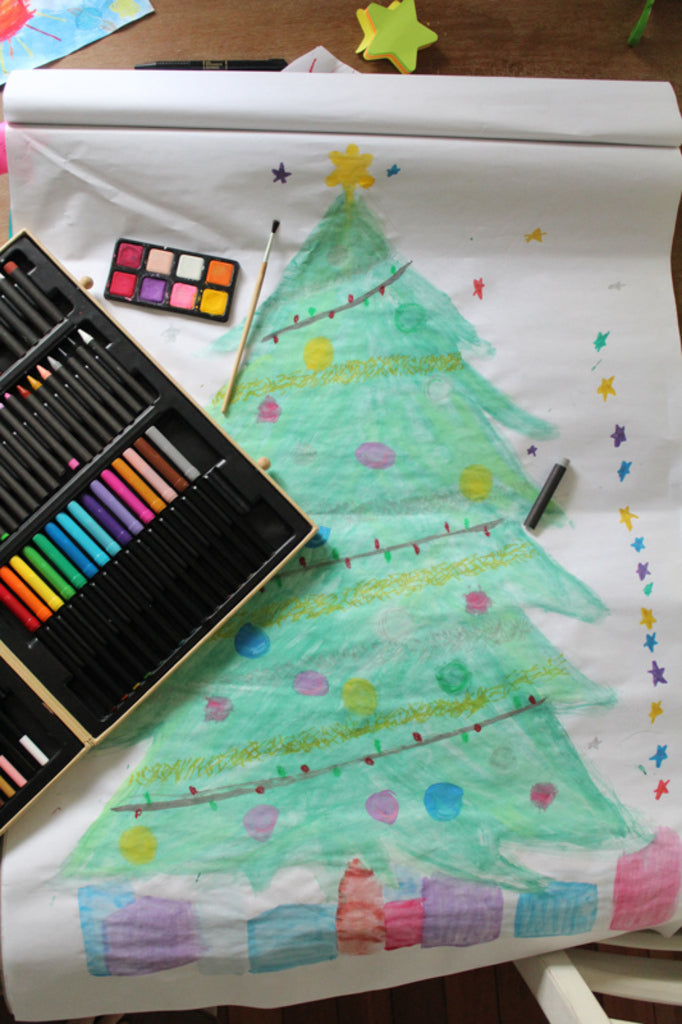 Drawing made with supplies from the Djeco Big Box of Colours showing different art mediums